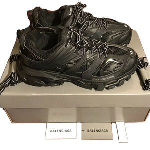 balenciga ALL BLACK